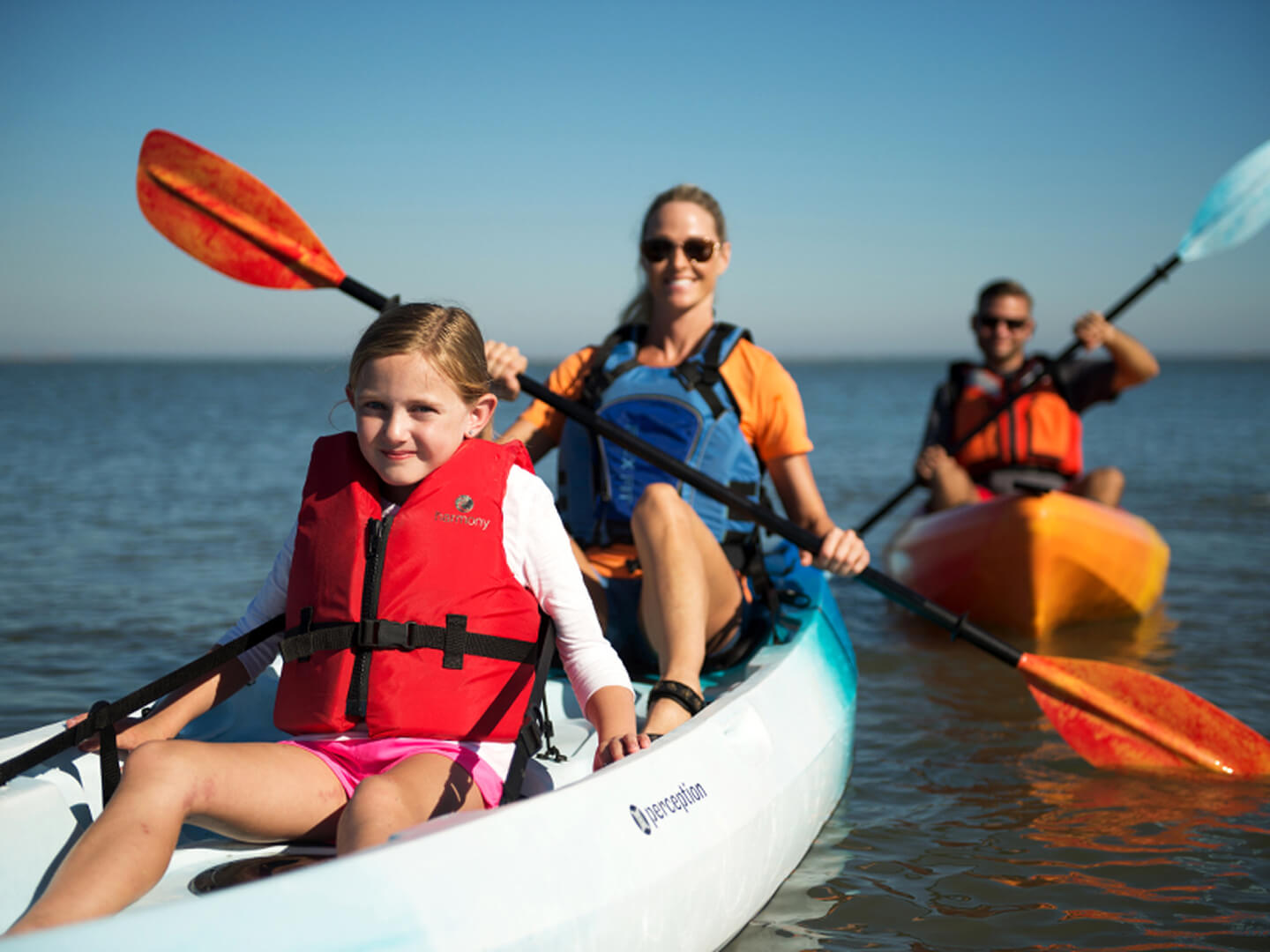 family enjoying warren dunes kayak rentals